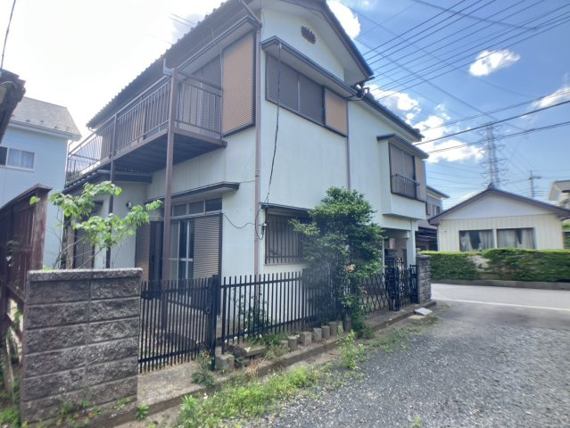 東武アーバンパークライン「豊春」駅徒歩16分。開放感あふれる北東角地。