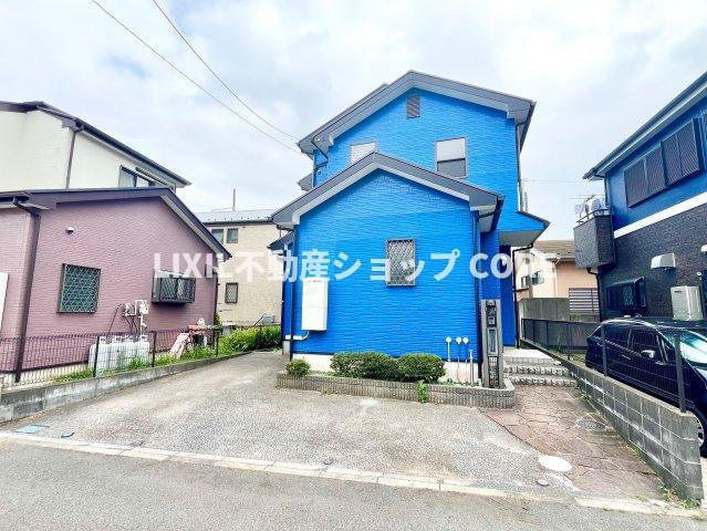 車種によりますが、カースペースは最大2台分！セカンドカーをお持ちの方も安心です！　