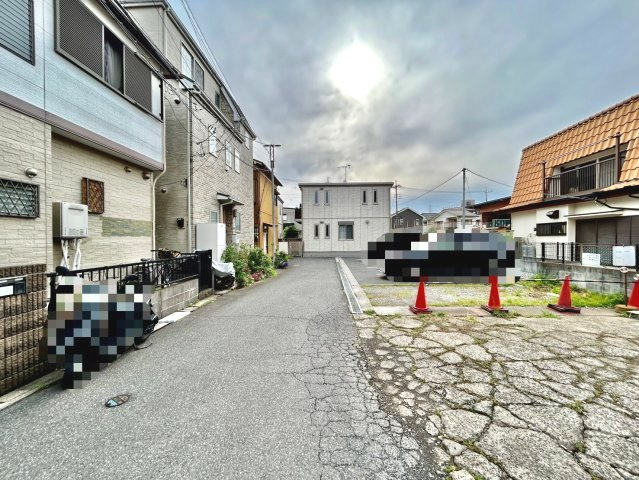 敷地約17坪・上物解体更地渡し！建築条件なし・お好きなハウスメーカーで建築可能です！自由設計で夢のマイホームはいかがでしょうか！