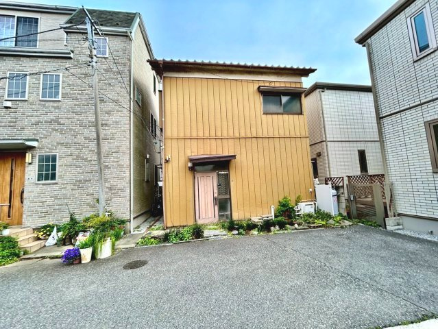 敷地約17坪・上物解体更地渡し！建築条件なし・お好きなハウスメーカーで建築可能です！自由設計で夢のマイホームはいかがでしょうか！
