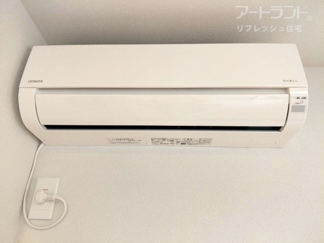 【新設のエアコン（リビング）】