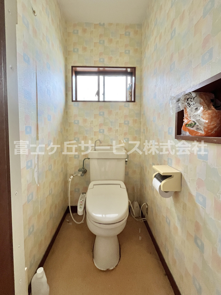コンパクトで使いやすいトイレです