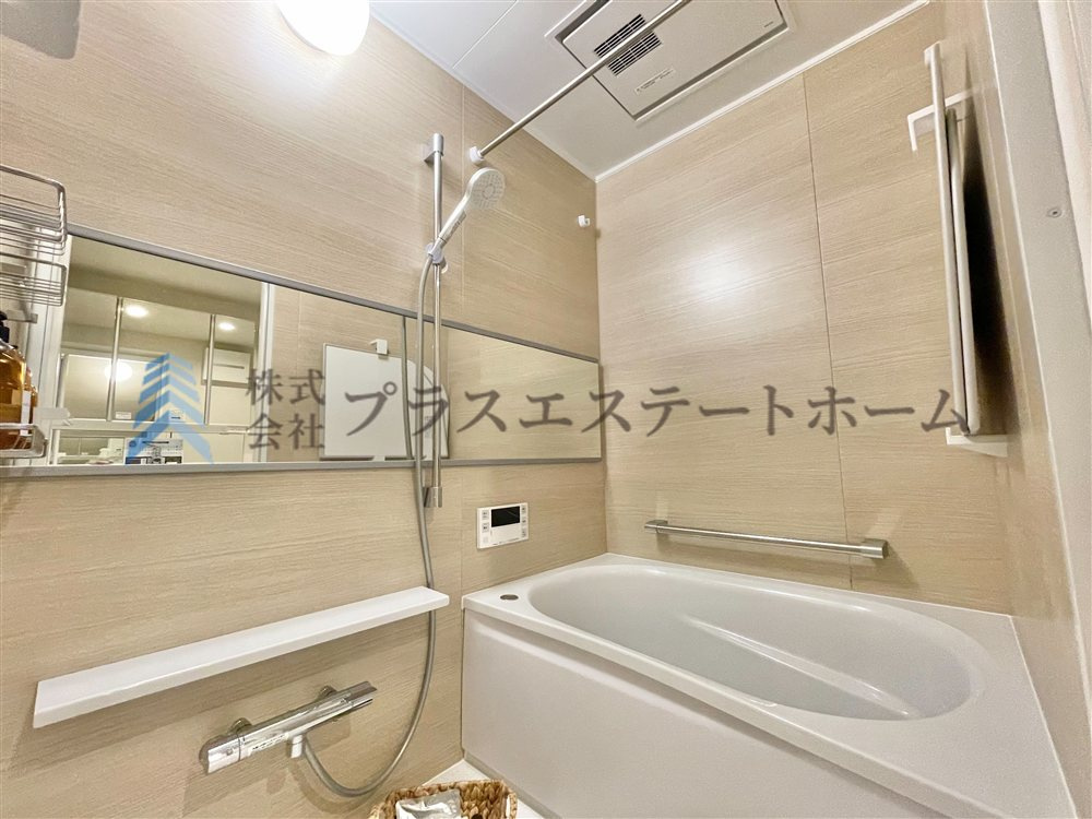 【当社施工事例】汚れの目立ちにくい素材のキッチン♪お掃除も楽々です♪