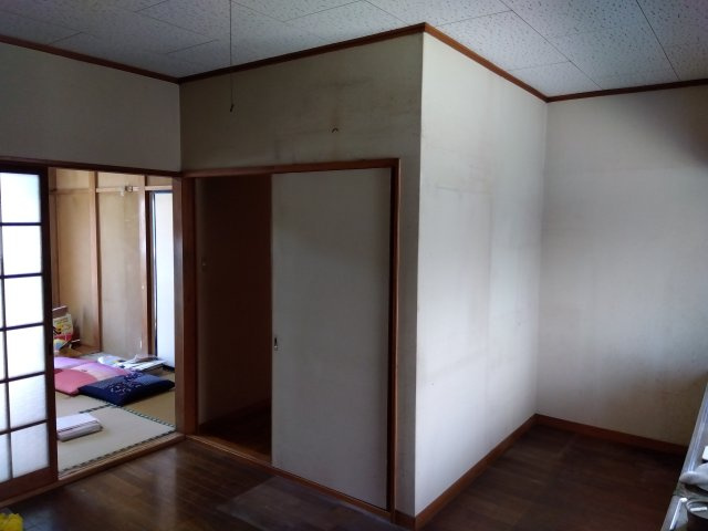 ダイニング横に和室があります。食後に気持ち良くお昼寝出来そうですね。