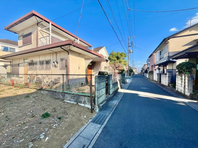 ■土地面積約44坪！　■お好きなハウスメーカーで建築可能です！　■桜井小学校徒歩10分(800ｍ)・平方中学校徒歩20分(1600ｍ)