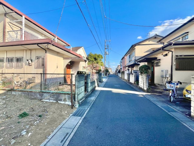 ■土地面積約44坪！　■お好きなハウスメーカーで建築可能です！　■桜井小学校徒歩10分(800ｍ)・平方中学校徒歩20分(1600ｍ)
