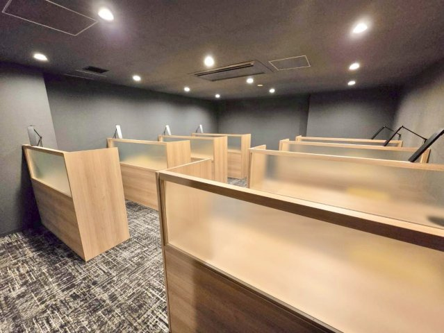 読書や勉強にも活用できるスタディルームです。
