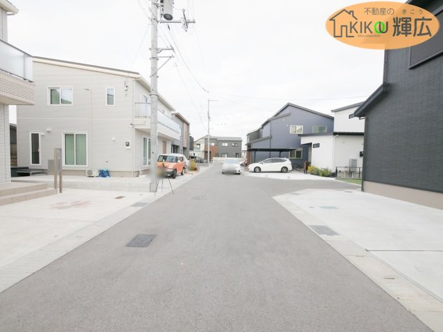 前面道路含む現地写真
