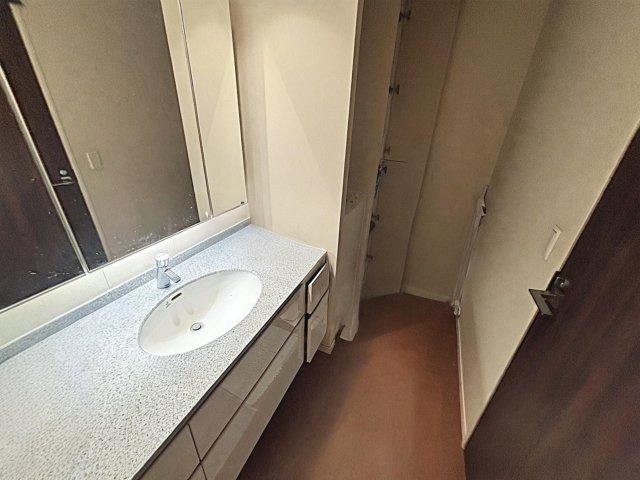 パウダールーム