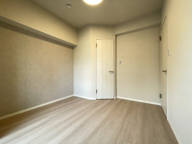シンプルな洋室は、幅広い用途でお使いいただけます。　