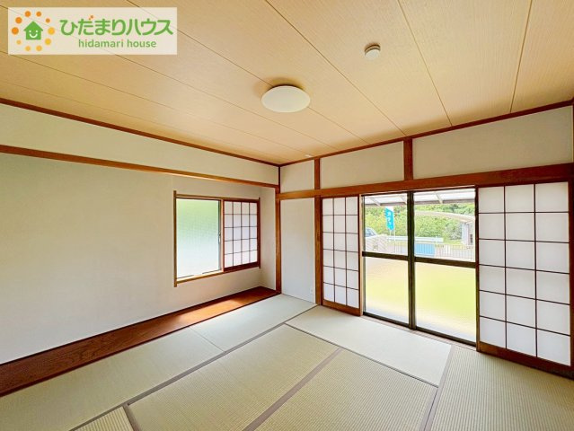 和の風情を演出する内障子付！