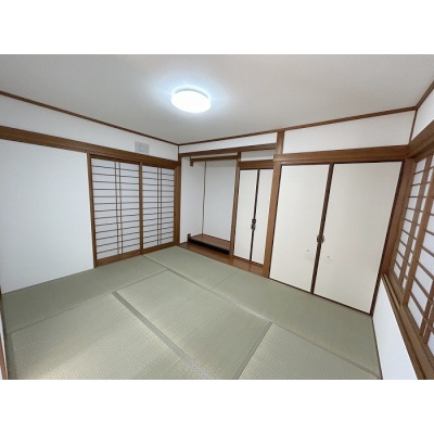 約6畳の和室。しっとりと落ち着いた雰囲気のお部屋です☆*
