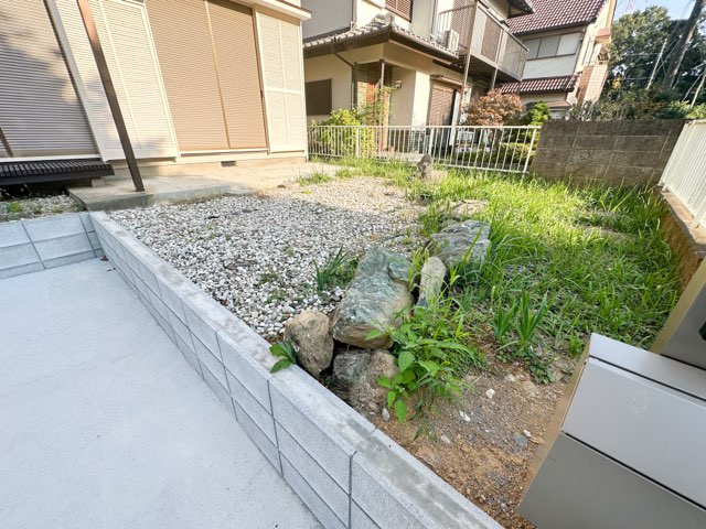 お子様の遊び場や家庭菜園でもご利用いただけます。