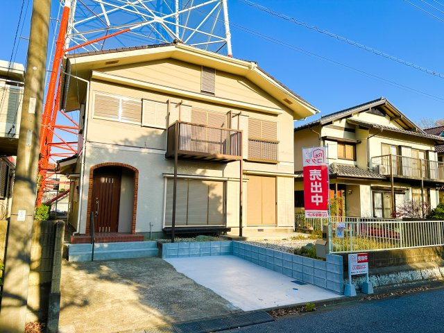 駐車場並列2台とお庭がございます。