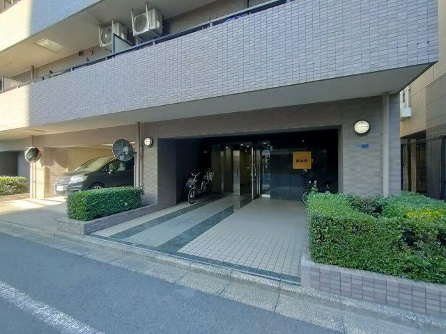 【エントランス】