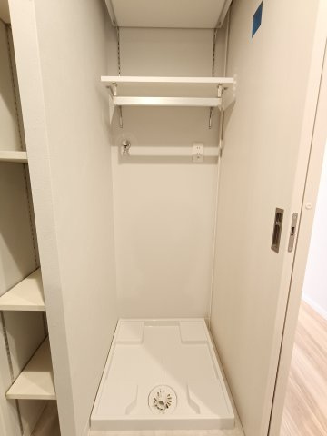【室内洗濯機置き場】
