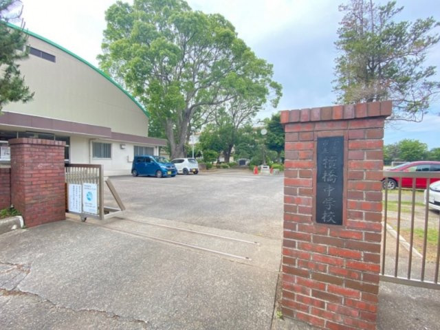 犢橋中学校