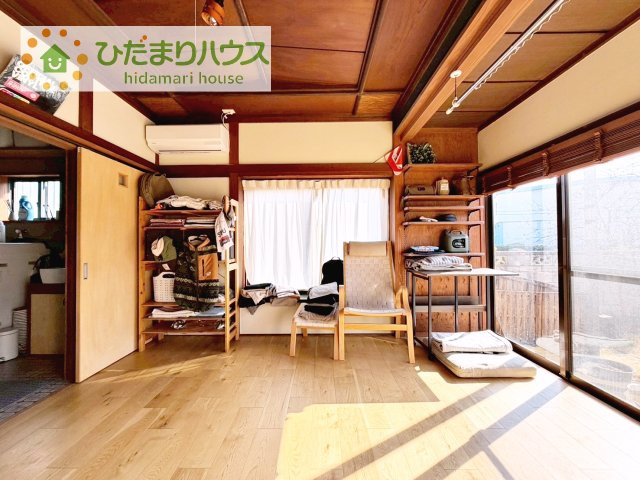 お洒落な壁付け収納で魅せる収納が出来ます！
