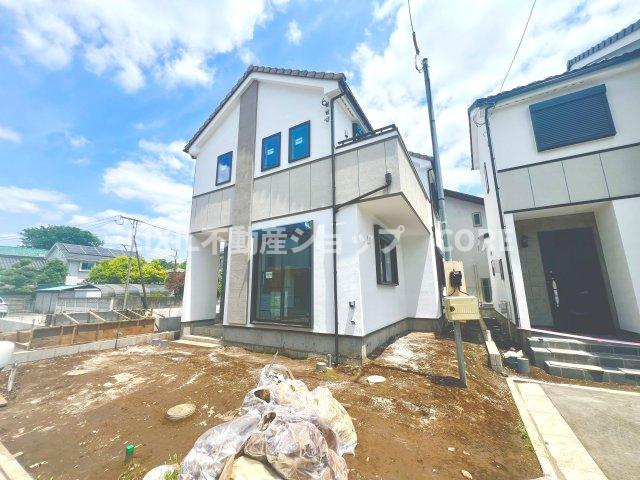 現地は建築中！完成が待ち遠しいです！皆様のお問合せお待ちしております。