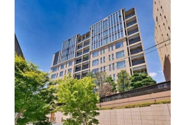 ブリスベージュ神宮前の外観