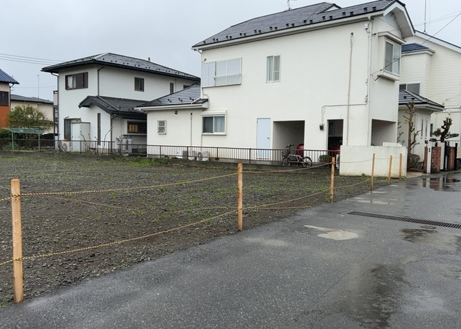 土地探しをしていると都市計画区域という言葉を目にすると思います。法律によって、都道府県知事や国土交通大臣が指定するエリアのことを指しており、都市計画区域は市街化区域と市街化調整区域に分けられています。