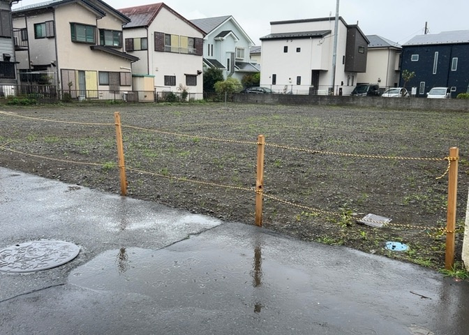 人が暮らすうえで日光は大切な要素となります。日当たりの良さは譲れないポイントですね。併せて近くに大きな建築物の建築予定がないか、あるいはそれが可能な土地が近くにないか事前に確認することもお勧めします。