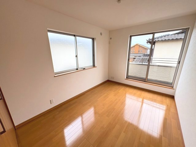 洋室6帖・収納付きで、お部屋がすっきり片付きます