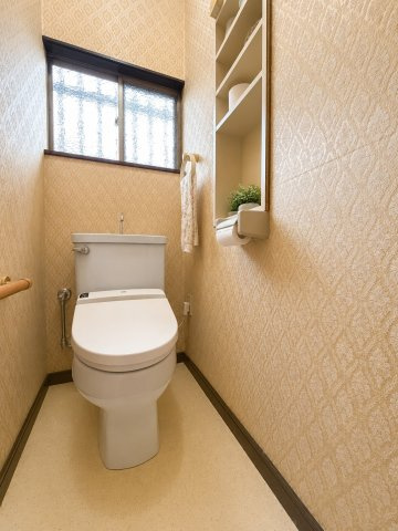 清潔感のあるトイレです