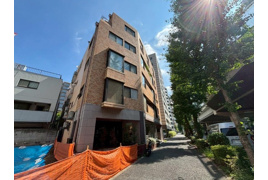 日興児玉パレス南青山の外観