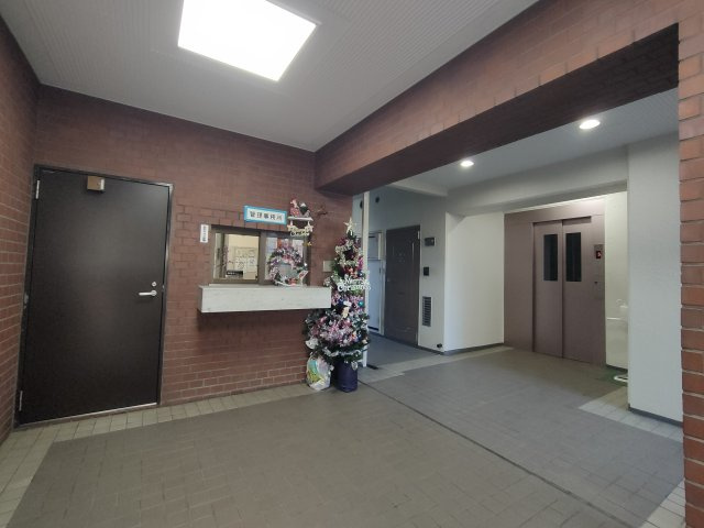 【エントランス】