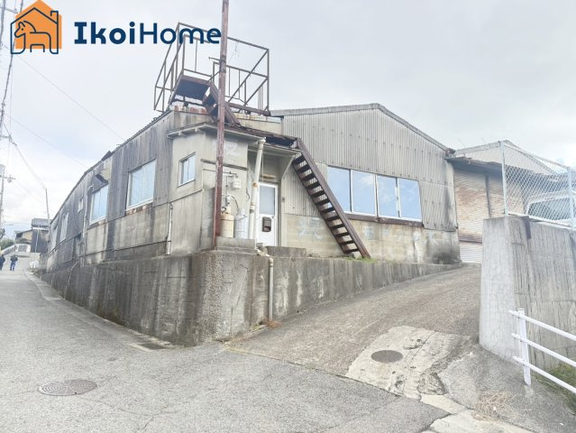 外観：328000573944