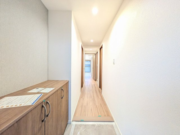 【グリーンコーポ多摩ニュータウン南大沢の玄関】