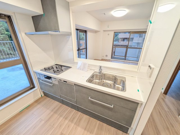 【グリーンコーポ多摩ニュータウン南大沢のキッチン】