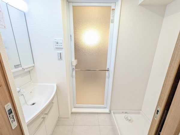 【グリーンコーポ多摩ニュータウン南大沢の脱衣場】