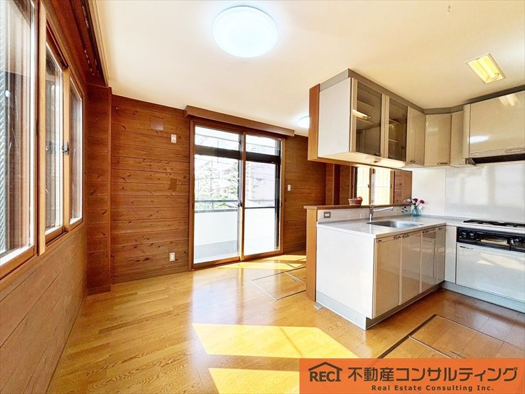 安心の鉄骨造のリノベーション中古戸建！