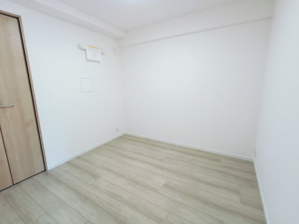 【ドルミ春日部　中古マンションの洋室】