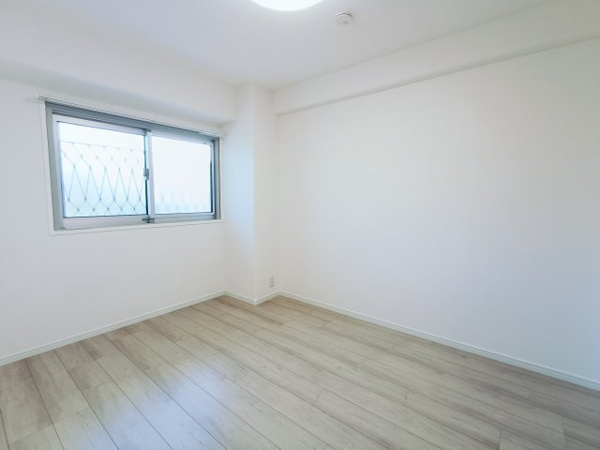 【ドルミ春日部　中古マンションの洋室】