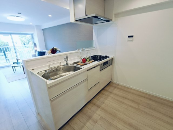 【ドルミ春日部　中古マンションのキッチン】