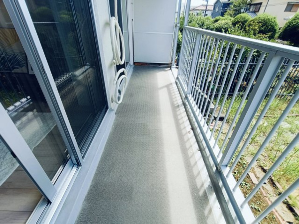 【ドルミ春日部　中古マンションのバルコニー】