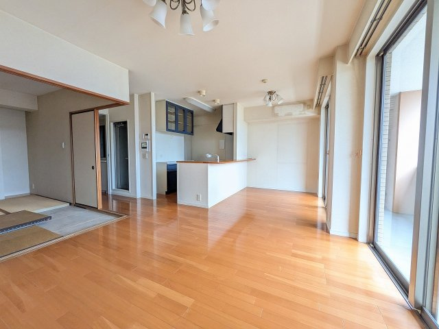 ～内装リフォーム中、詳細はお気軽にお問合せください～