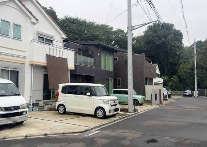田園風景が味わえる土地に住みたい！海や山の見える自然豊かな土地に住みたい！などご要望に併せて当社営業がご提案させて頂きます。当社が抱えている数ある物件の中からお客様が納得する1件を一緒に探しましょう！