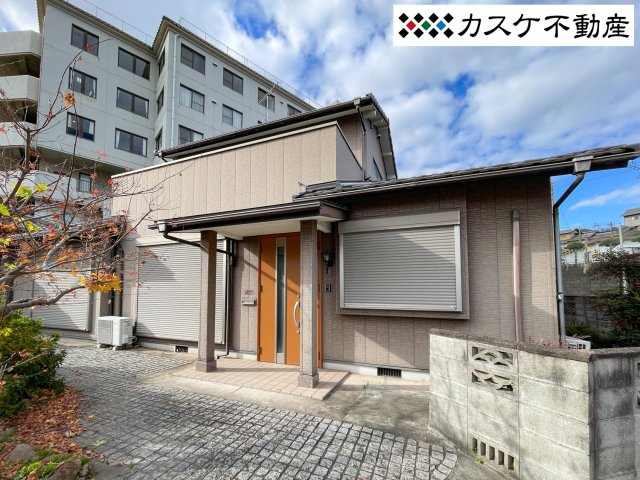 2010年にフルリフォーム済み！（基礎を残して建て替え）