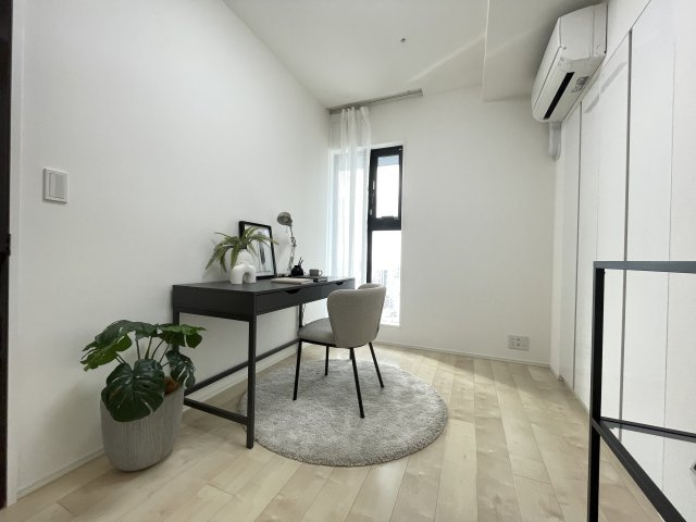 シンプルな洋室は、幅広い用途でお使いいただけます。　