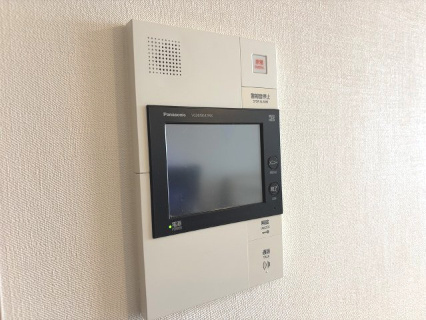 モニター付きインターホンで来客時も安心です