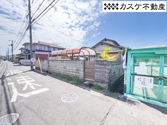 東側道路