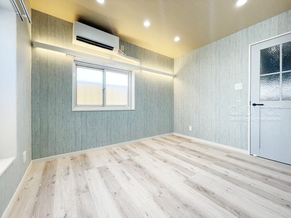 大久保ローヤルコーポのリビングダイニング