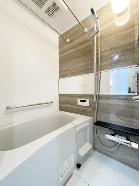 大久保ローヤルコーポの浴室