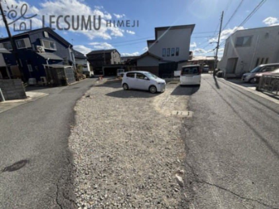 外観：328000607328