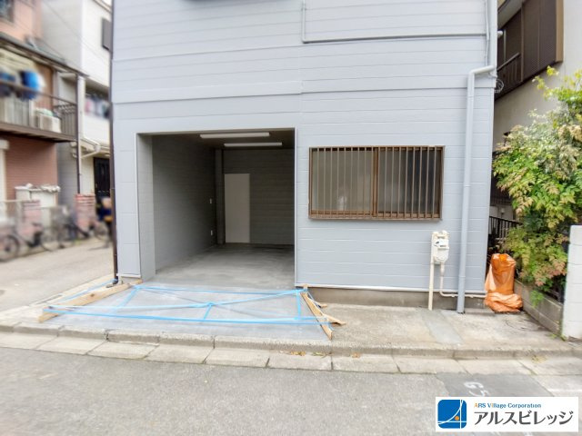 ビルトイン車庫あり！（車種による）