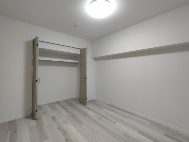 【洋室1　約6.5帖】